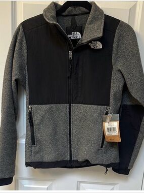 The North Face Women's Denali 2 Jacket Charcoal Grey and Black Size XS BRAND NEW
